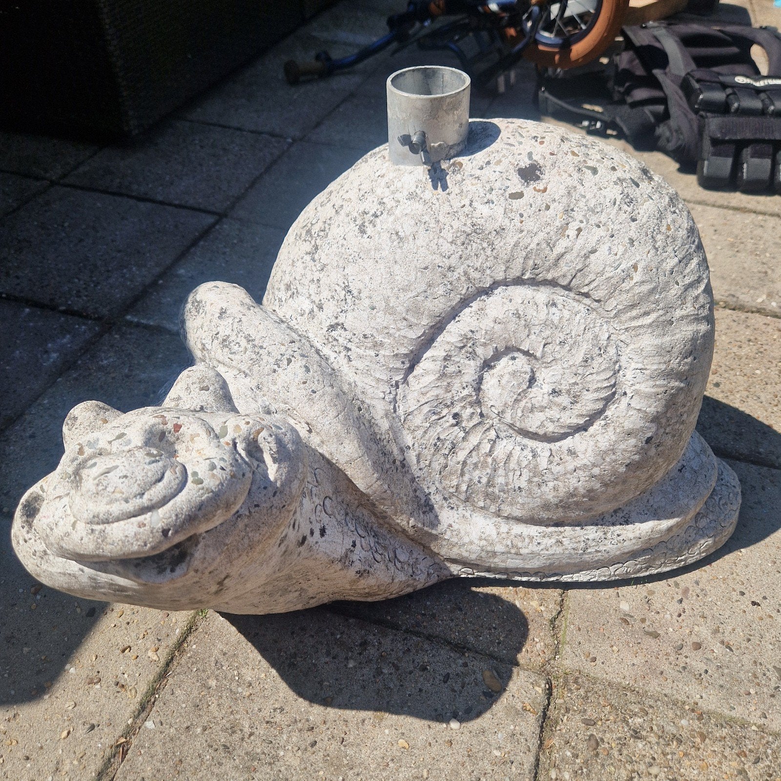 Parasolvoet beton. Slak, Ophalen, Gebruikt