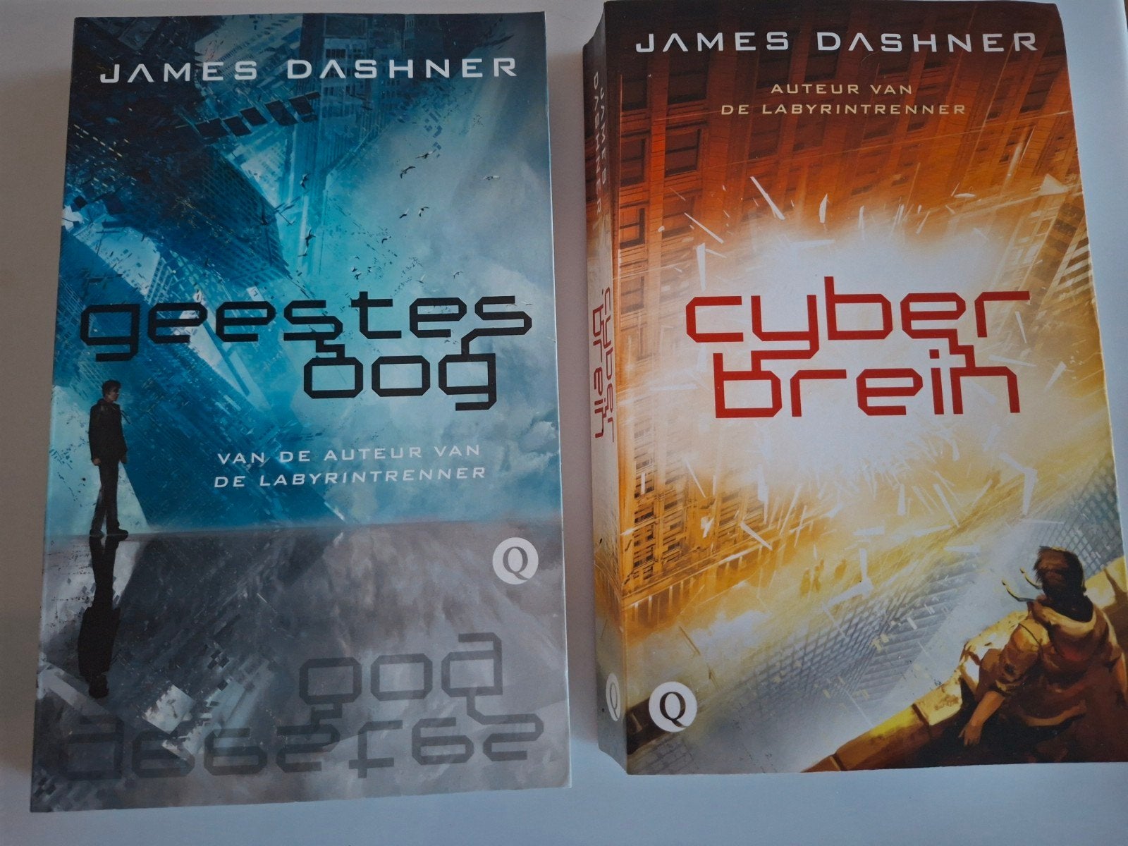 2x James Dashner Geestesoog Cyberbrein totaal 15 per stuk 10, Ophalen of Verzenden, Zo goed als nieuw