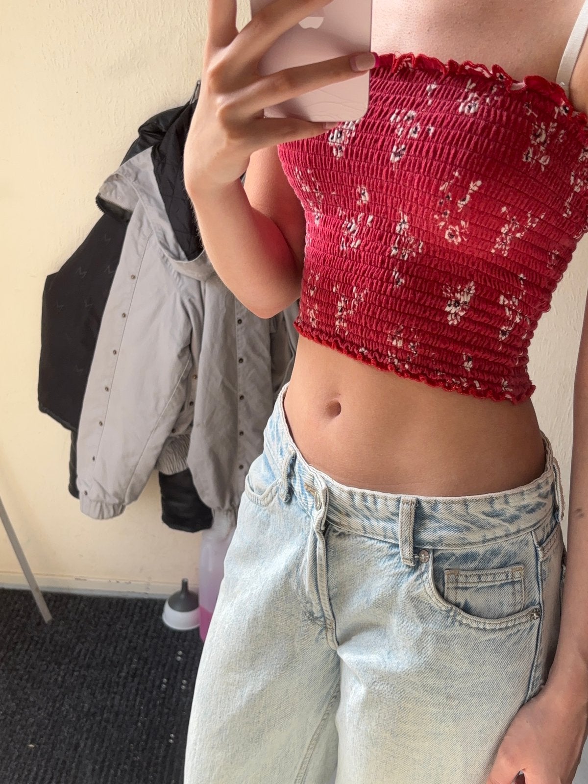 Leuke rode tube top, Kleding | Dames, Tops, Verzenden, Zo goed als nieuw, Rood, Zonder mouw