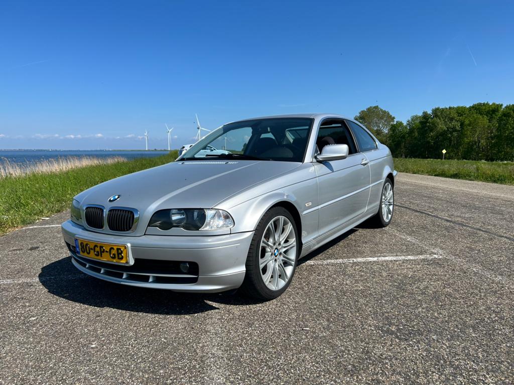 BMW 3-Serie 2.2 CI 320 Coupe AUT 2001 Grijs, Auto's, BMW, Zwart, Particulier, 1600 kg, 170 pk