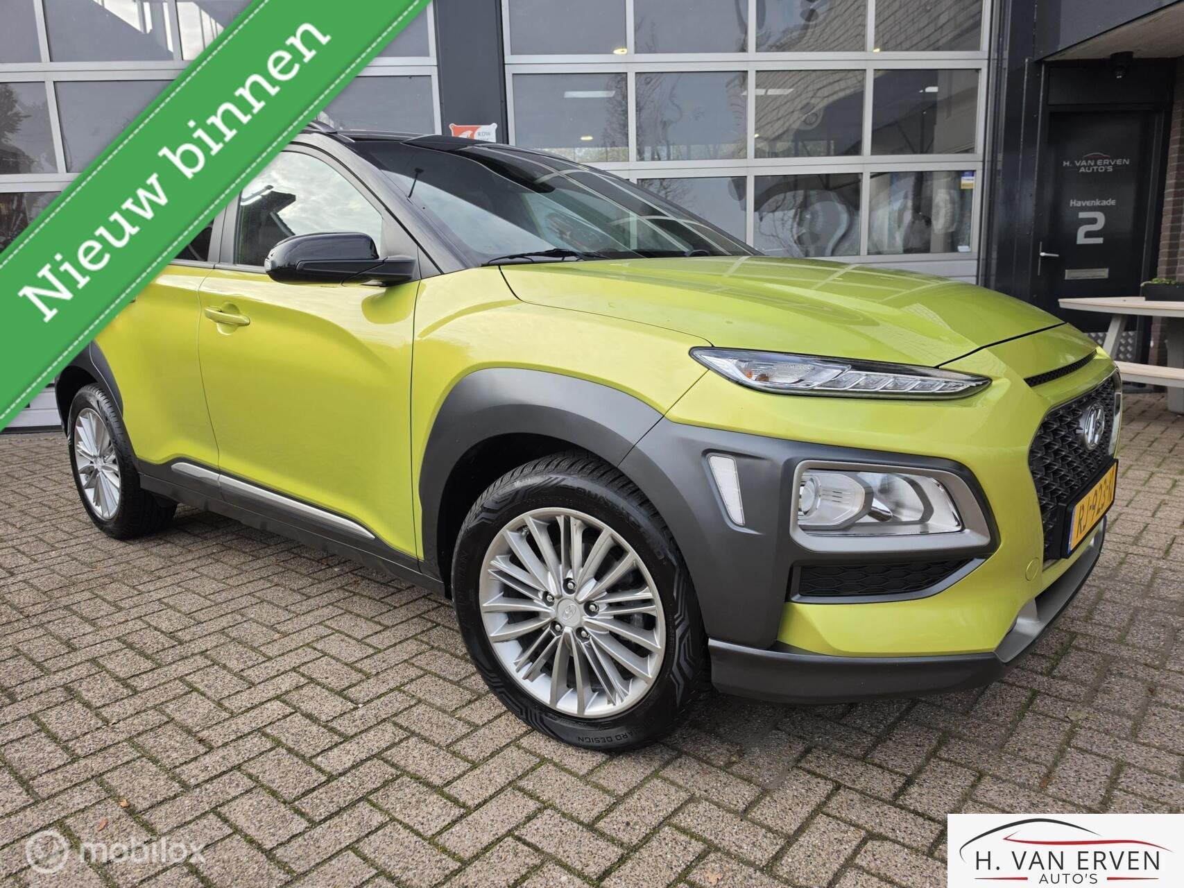 Hyundai Kona 1.0T Fashion APPLE CARPLAY HALF LEDER NAP, Auto's, Voorwielaandrijving, Dealer onderhouden, Euro 6, Leder en Stof