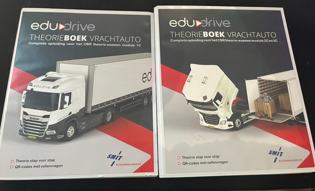 EduDrive(Smit uitgevers) vrachtwagen theorie module 1,2 en 3, Boeken, Studieboeken en Cursussen, Zo goed als nieuw, Niet van toepassing