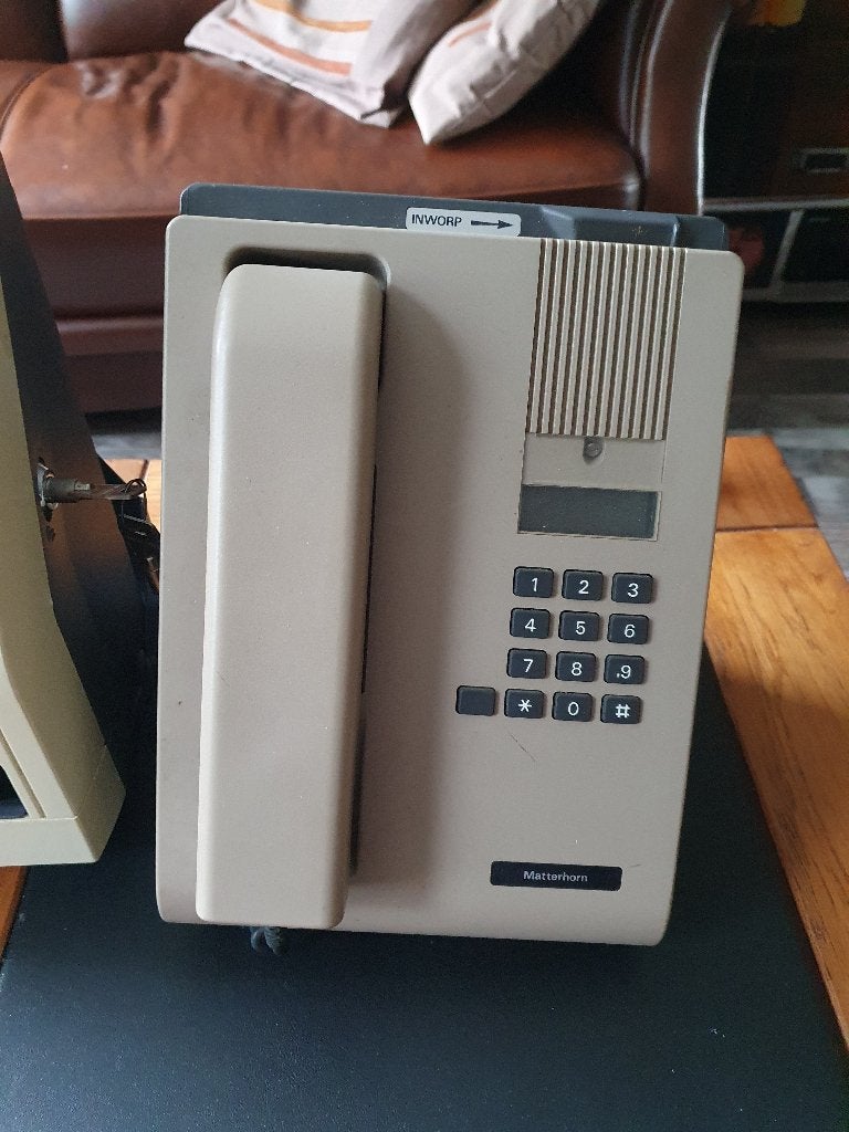3x Telefoon met geldinworp jaren 80 compleet en werkend, Ophalen of Verzenden, Gebruikt