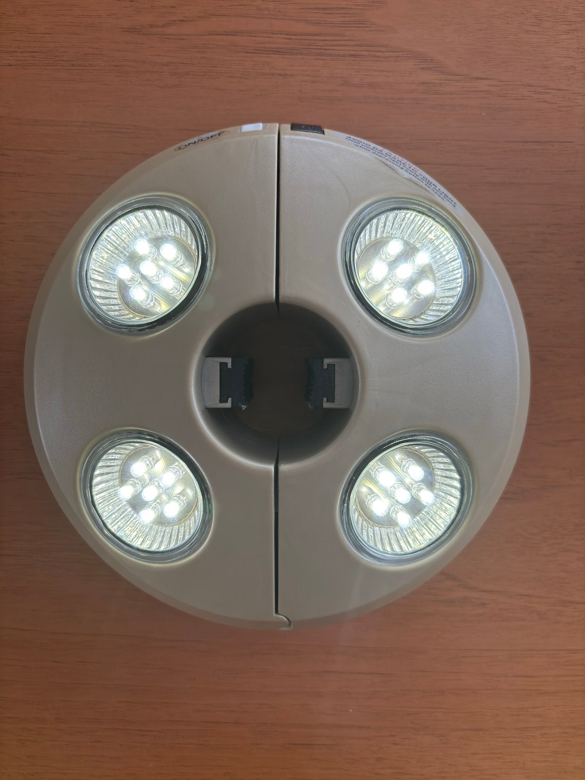Parasollamp met 24 leds, wit licht, oplaadbaar, Kunststof, Gebruikt, Minder dan 50 watt, Accu