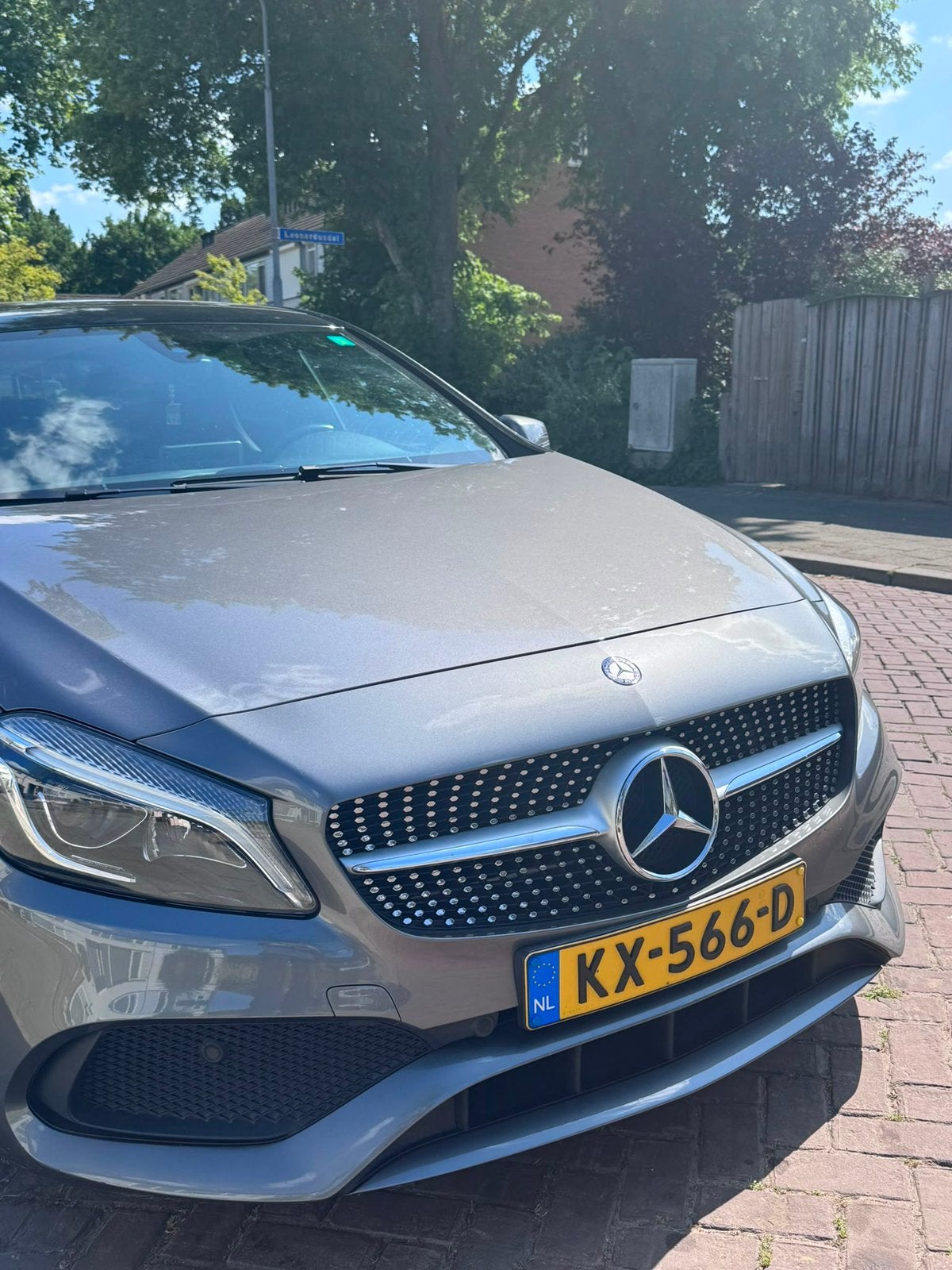 Mercedes-Benz A-Klasse A160 102pk 7G-DCT 2016 Grijs, 4 cilinders, Particulier, Zilver of Grijs, 695 kg
