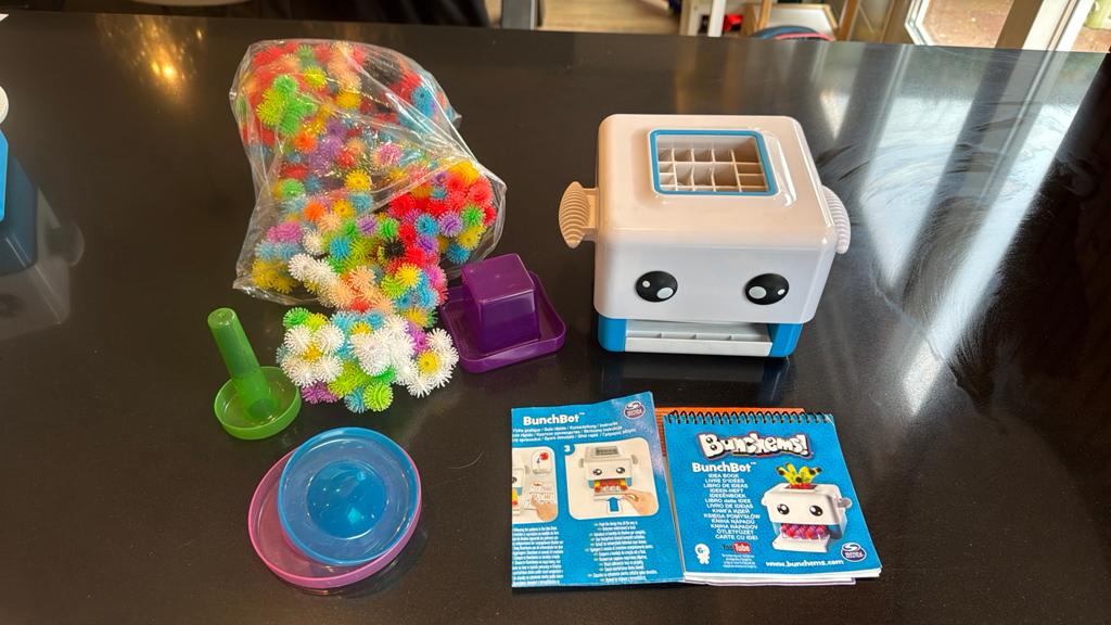 Bunchems BunchBot met Bunchems knutselset, Ophalen of Verzenden, Gebruikt, Jongen of Meisje