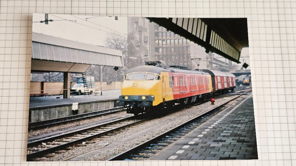 Foto TREIN NS Nederlandse Spoorwegen PTT Post Trein Mp, Verzamelen, Verzenden, Gebruikt, Trein, Overige typen