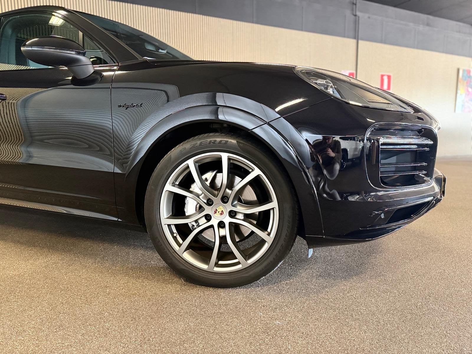 Porsche Cayenne Coupé 3.0 E-Hybrid SPORT DESIGN-LUCHTVERING, Auto's, Gebruikt, 2995 cc, Zwart, Bedrijf