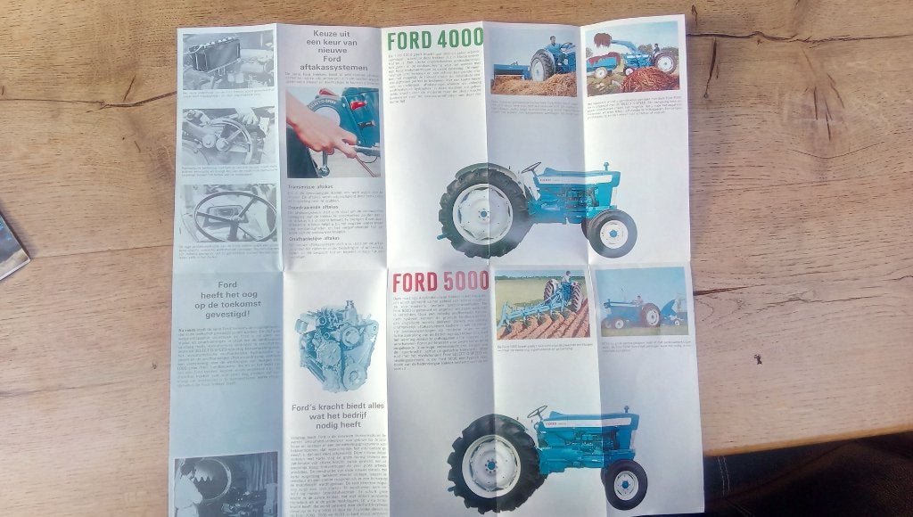 Ford tractor folder, Ophalen of Verzenden, Zo goed als nieuw, Folder