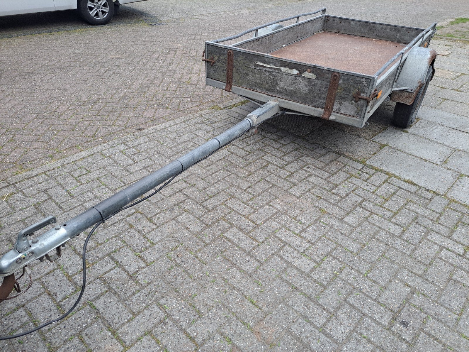 Gegalvaniseerde aanhanger 250lx130b heeft een stevig frame, Ophalen, Gebruikt, Overige typen, 80 kg of meer