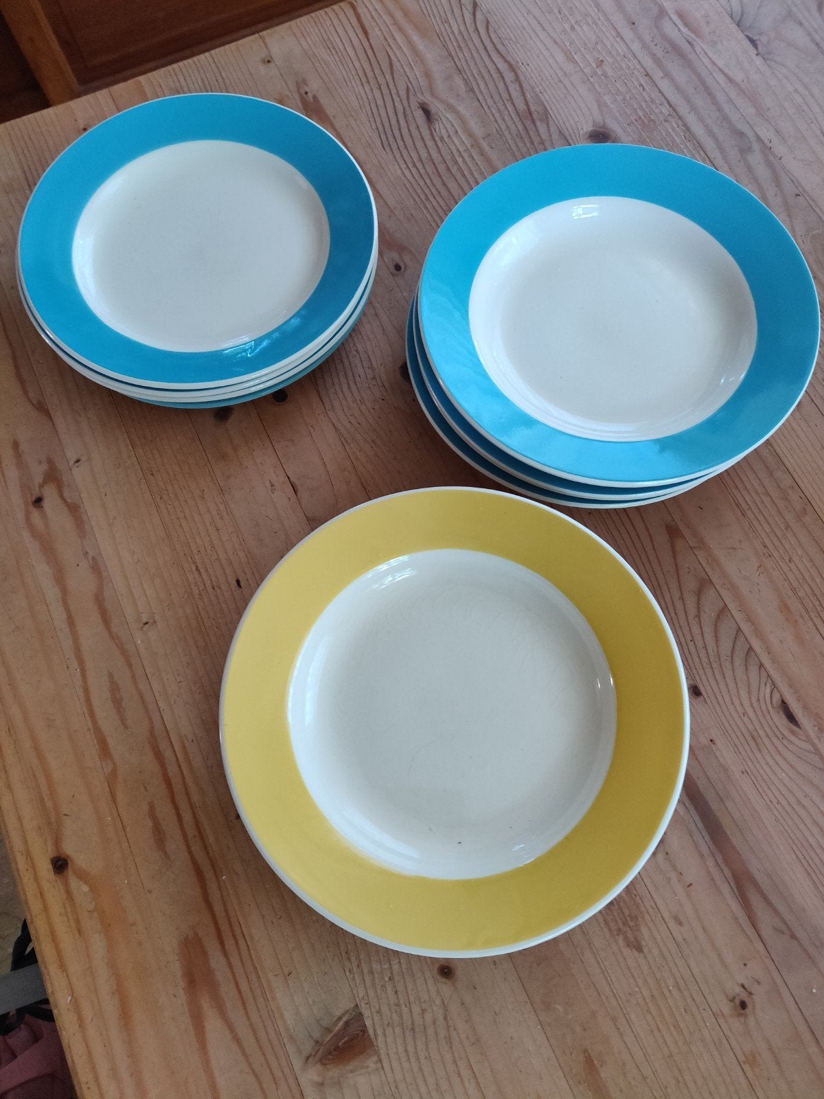 4 Platte en 10 diepe borden, Ophalen of Verzenden