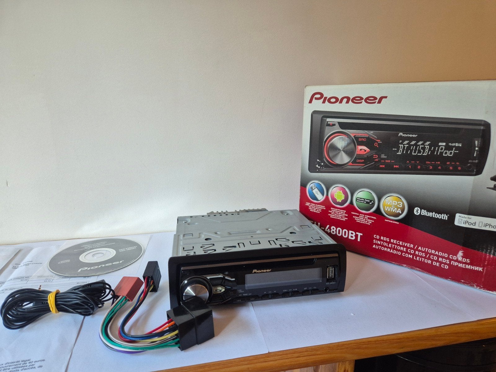 Pioneer DEH-4800BT Autoradio met Bluetooth en USB, Ophalen of Verzenden