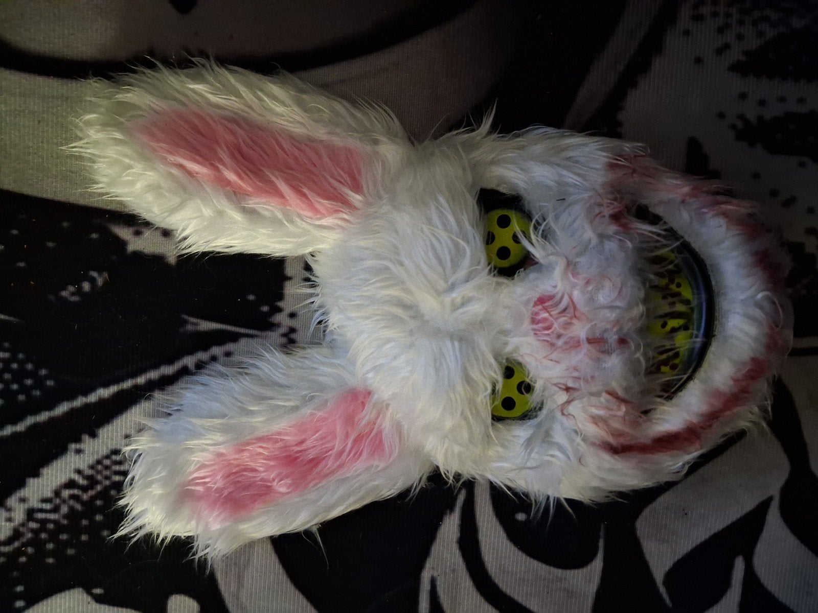 NIEUW! Scary Bunny Masker - Halloween / Cosplay, Ophalen of Verzenden, Nieuw, Toneelattributen of Onderdelen