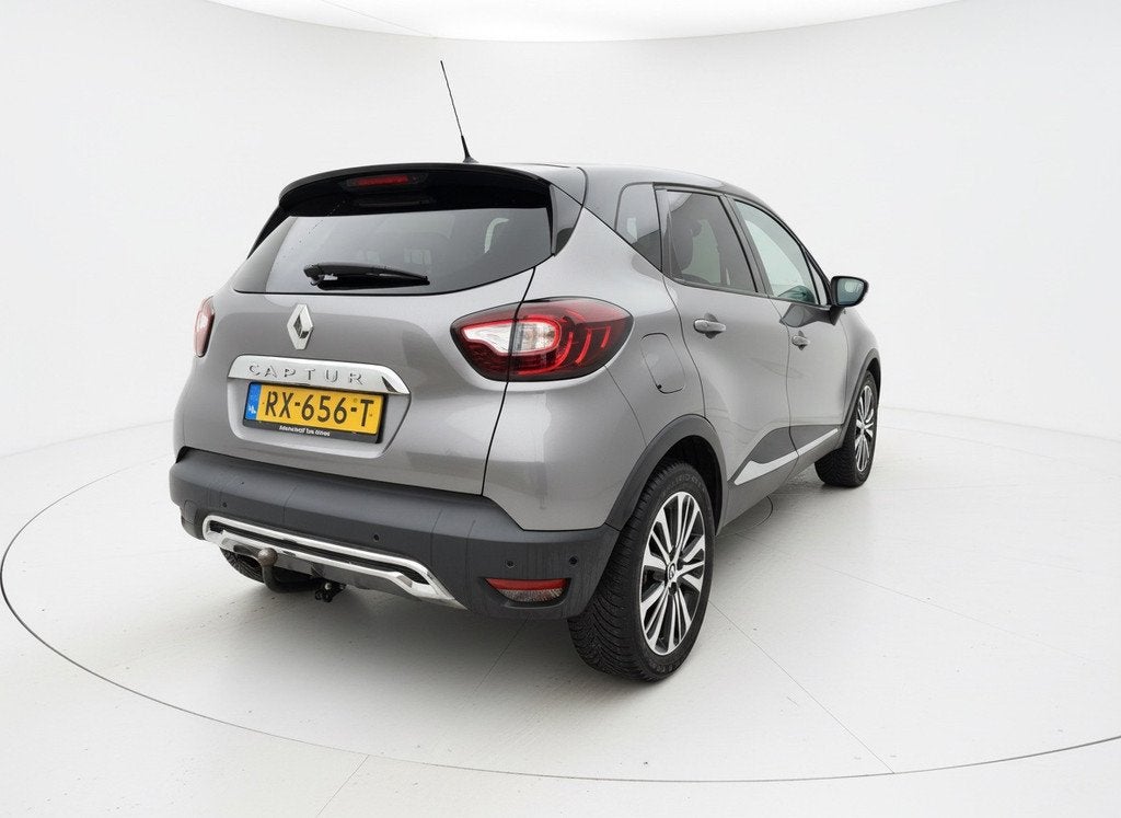 Renault Captur 1.2 TCe Initiale Paris|Camera|Navi|Bluetooth|, Auto's, Renault, Voorwielaandrijving, Gebruikt, 4 cilinders, 635 kg