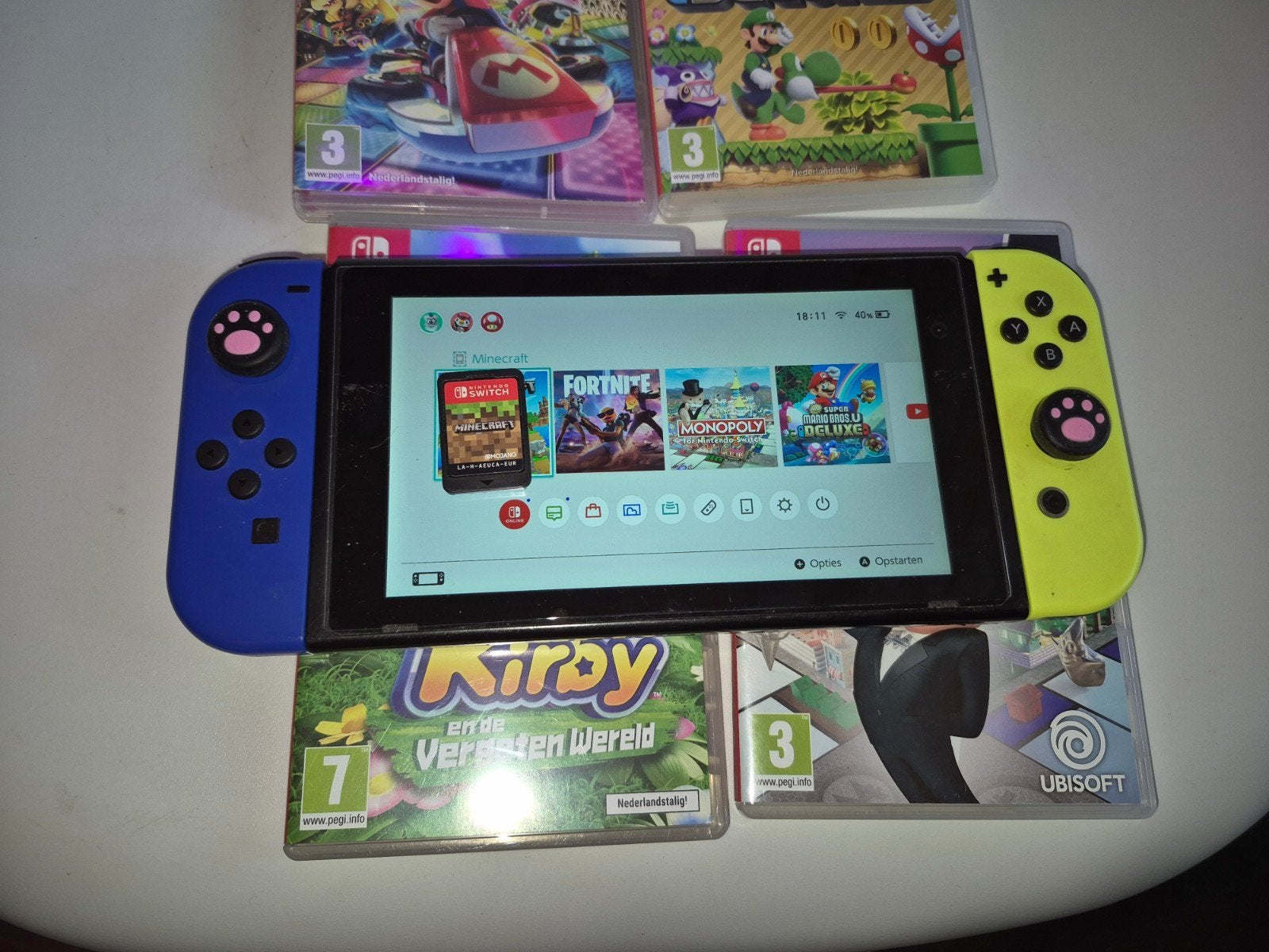 Nintendo Switch met games en accessoires (dock klepje kappot, Ophalen, Gebruikt, Met 3 controllers of meer, Met games