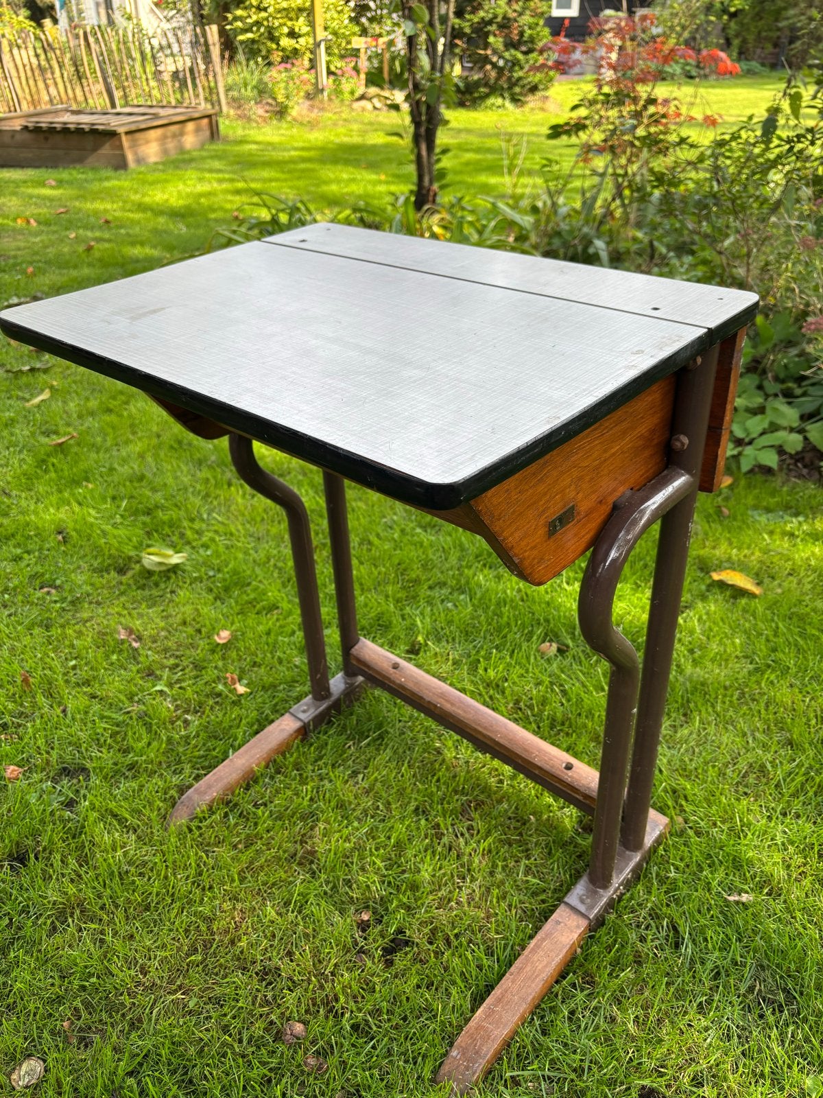 Vintage schoolbankje / kinderbureau, Antiek en Kunst, Ophalen