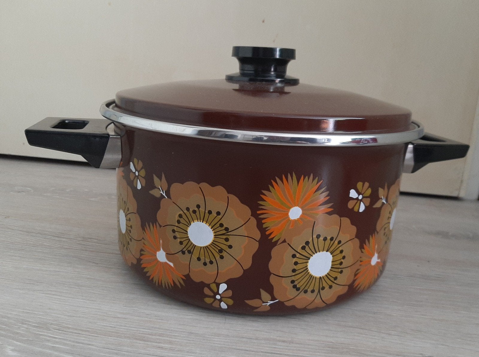 Nieuwe pan, rond 24 cm, Ophalen of Verzenden, Nieuw, Kookpan of Snelkookpan