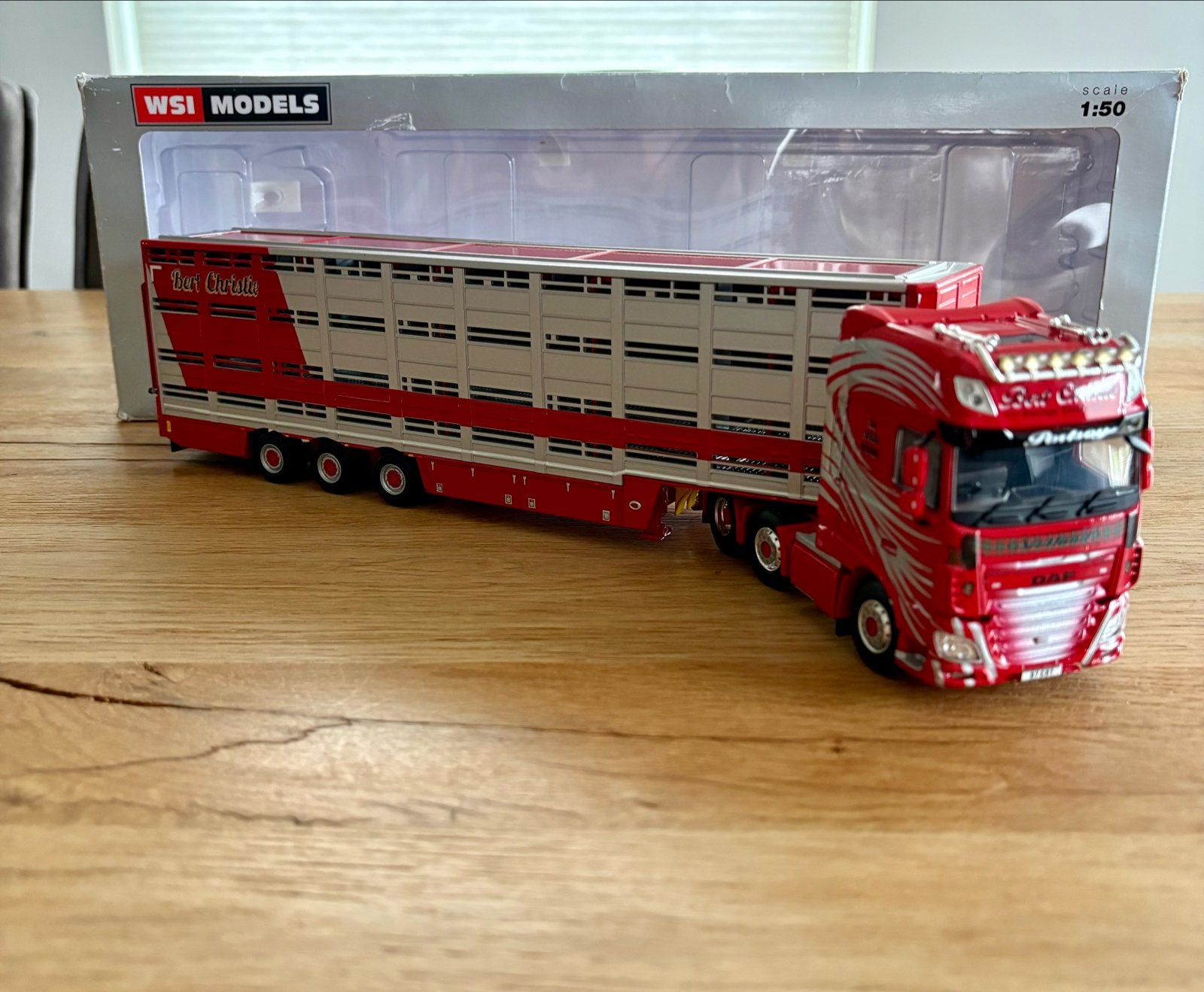 WSI Models DAF XF 510 Bert Christie Schaalmodel, Ophalen of Verzenden, Zo goed als nieuw, Bus of Vrachtwagen