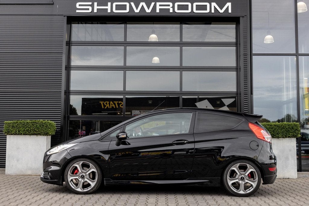 Ford Fiesta 1.6 ST-1, 182pk, Facelift, Style-Pakket, Keyless, Voorwielaandrijving, 1596 cc, 1063 kg, Gebruikt