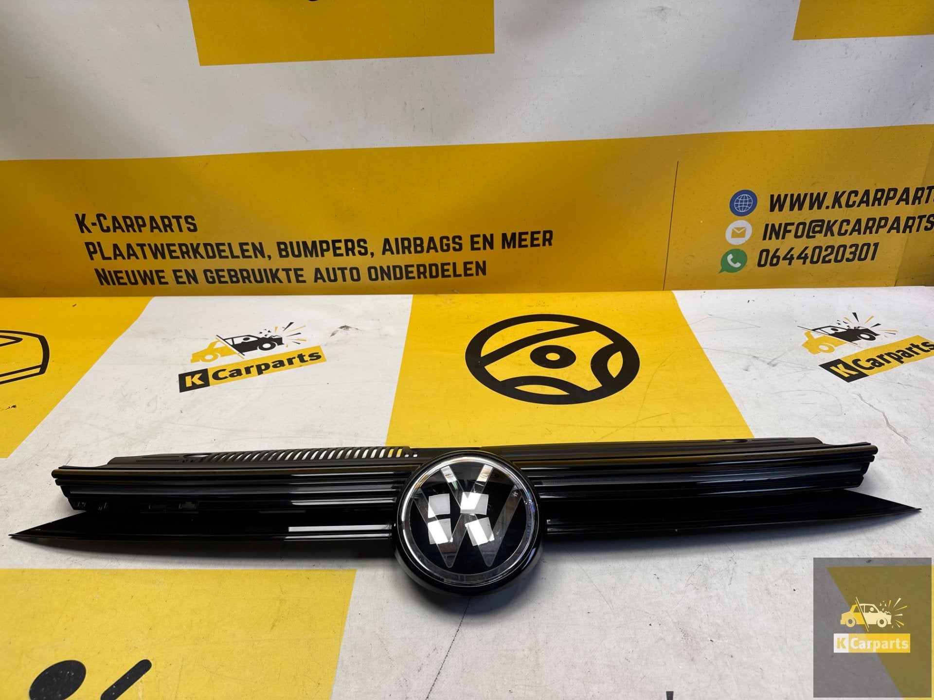 Grill VW Golf 8 VIII 8.5 Facelift LED 5H0853651BE Grille
