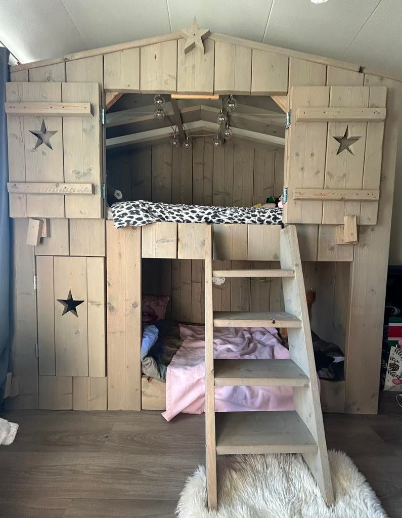 Boomhut stapelbed, Ophalen, Zo goed als nieuw, Stapelbed