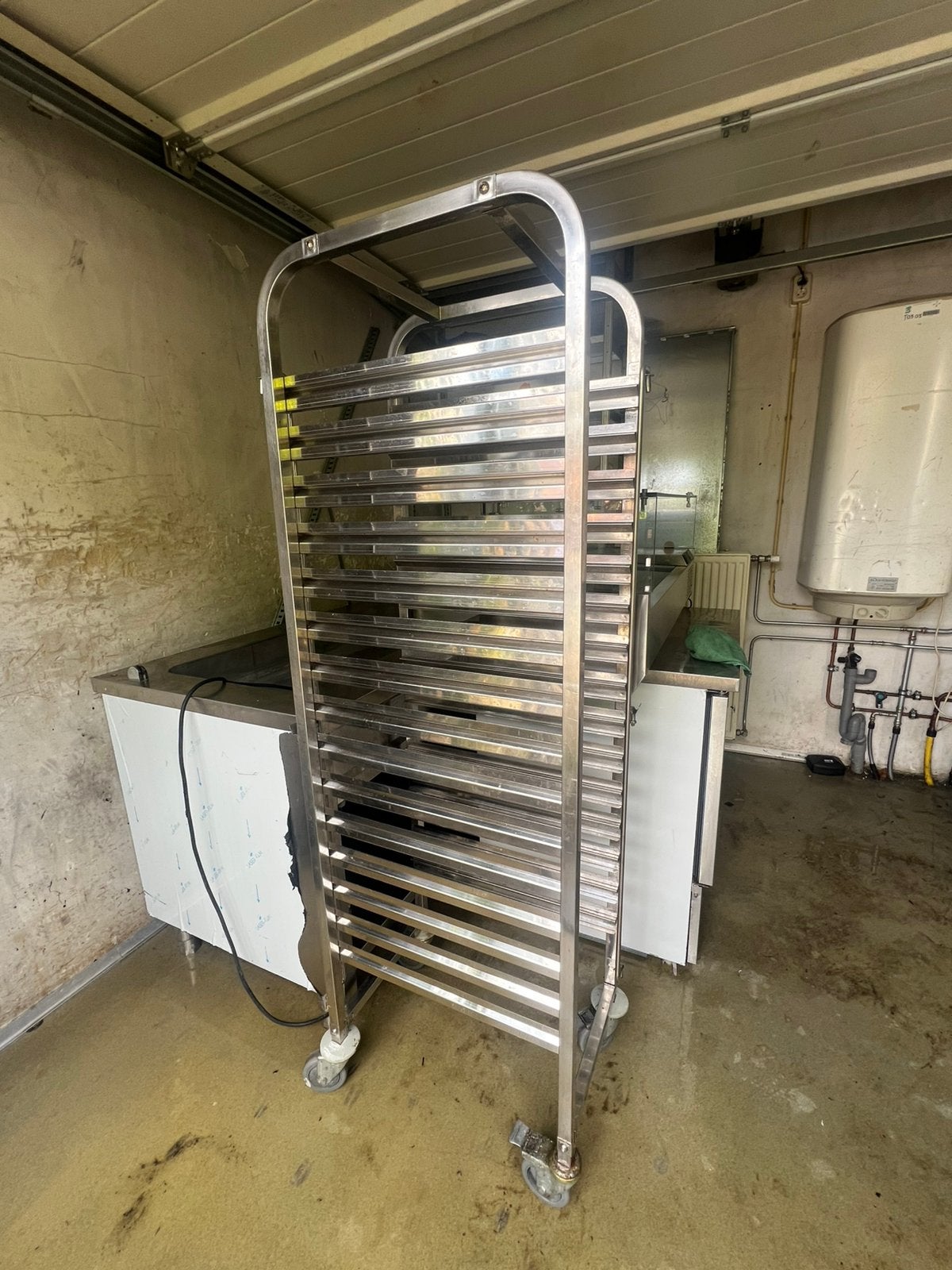 Horeca RVS Regal trolley, Ophalen