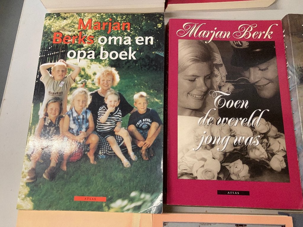 T.K. nog 3 boeken van Marjan Berk Zie actuele lijst, Ophalen of Verzenden, Gelezen, Marjan Berk