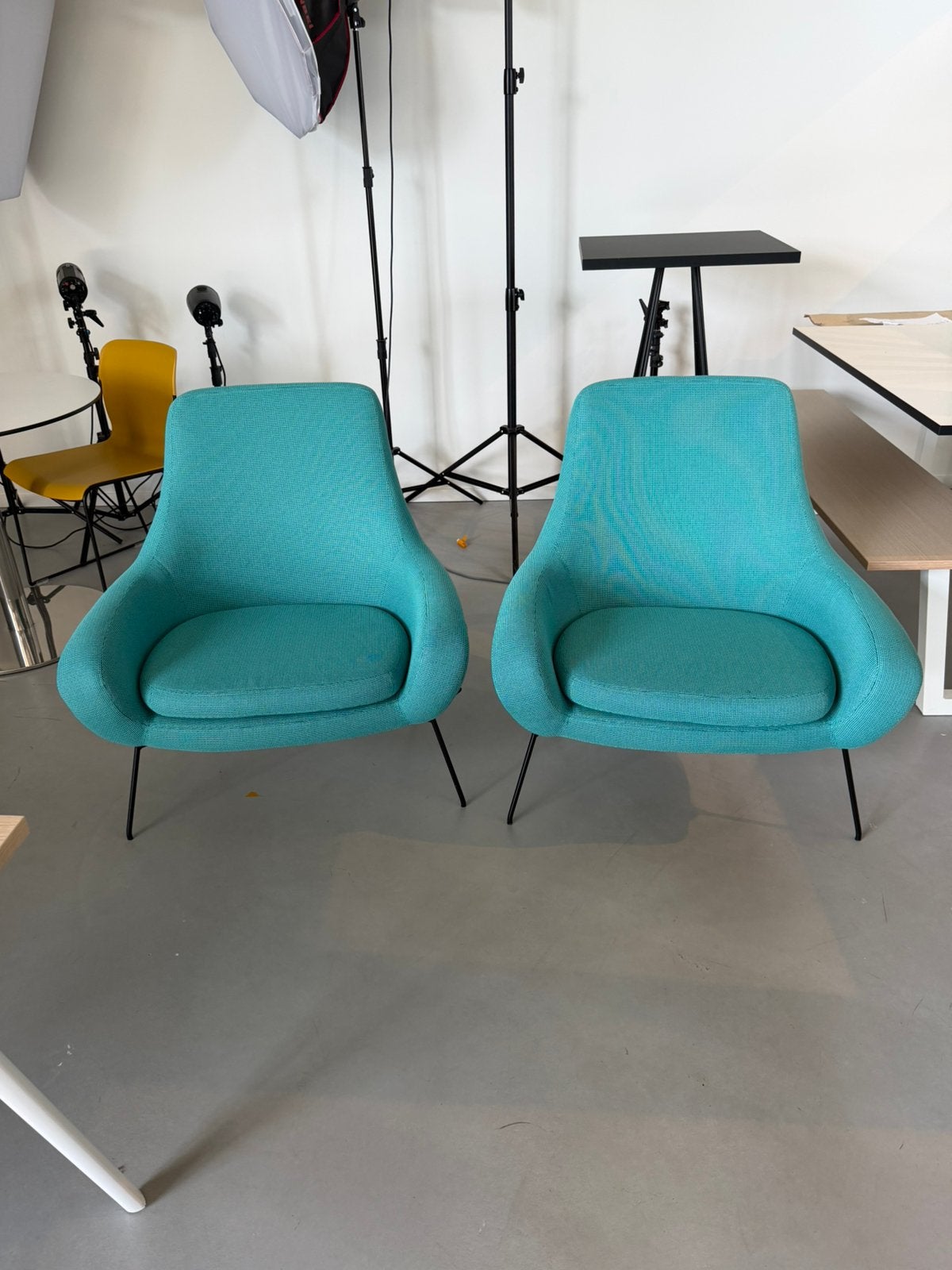 Softline fauteuils Noomi String frame zwart. Prijs voor set, Huis en Inrichting, Stoelen, Ophalen, Twee, Zwart, Zo goed als nieuw