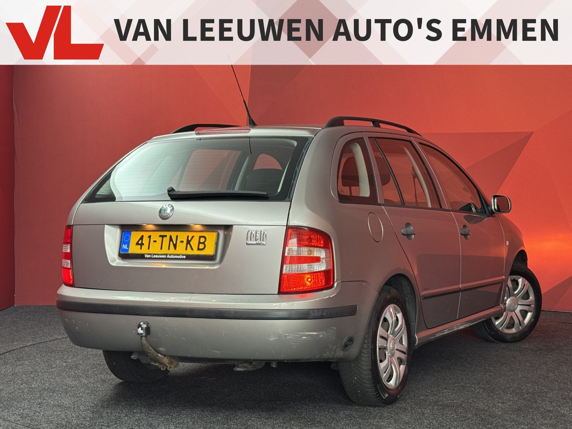 Skoda Fabia Combi 2.0 Elegance | LPG | APK 16-07-2027 | Trek, Auto's, Skoda, Stof, Gebruikt, Zwart, 4 cilinders