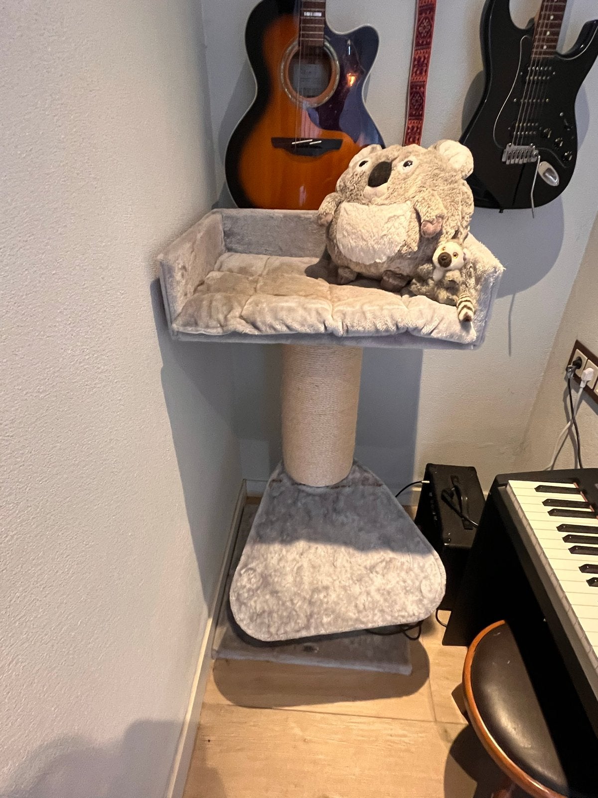 Katten krabpaal met mand 1.2m hoog., Ophalen of Verzenden