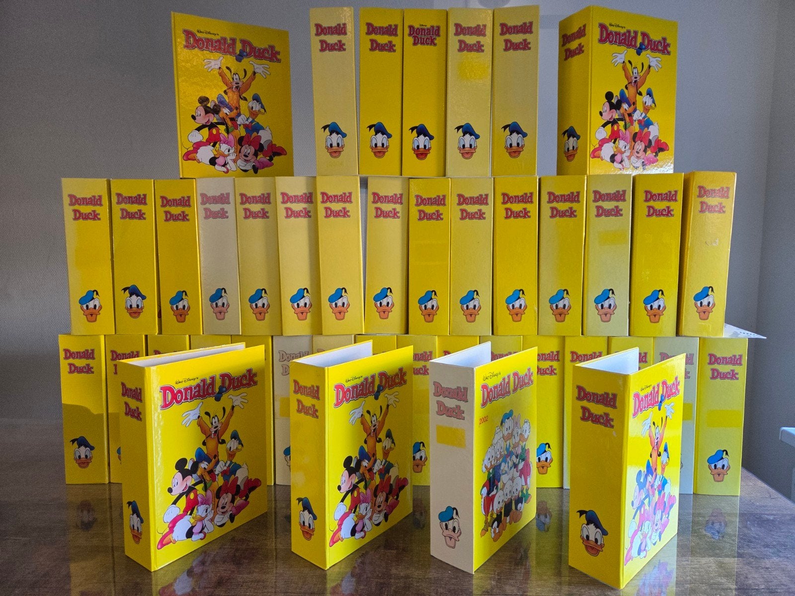 Donald Duck verzamelbanden B-keuze 42x goedkope actie!, Meerdere stripboeken, Ophalen of Verzenden, Gelezen