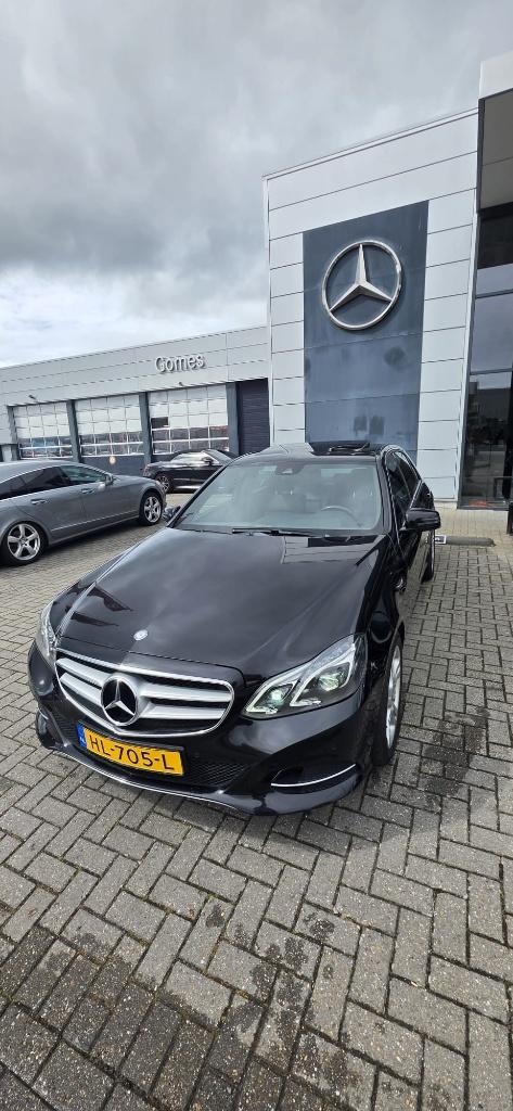 Mercedes-Benz E-Klasse E220 Bluetec 170pk 9G-TRONIC 2015, Auto's, Mercedes-Benz, 4 cilinders, 2000 kg, Leder en Stof, Zwart