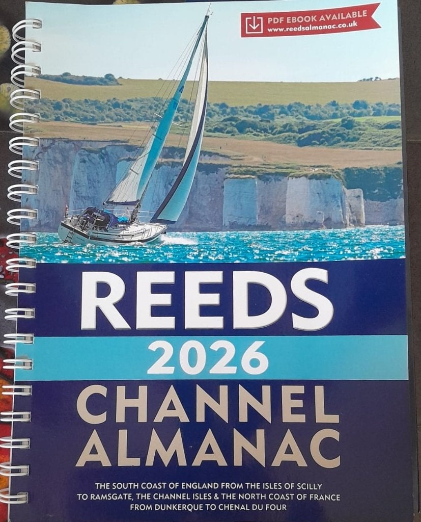 Reeds 2026 Channel Almanac incl. Marina Guide, Ophalen of Verzenden, Gebruikt, Boek of Waterkaart