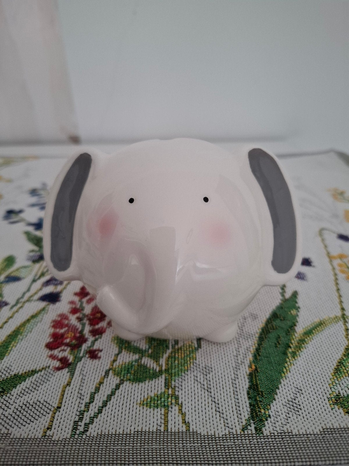 Schattige olifant spaarpot - Keramiek, Ophalen of Verzenden, Zo goed als nieuw, Steen, Aardewerk of Keramiek, Dier