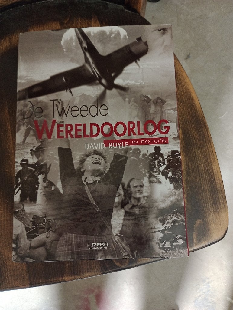 Oorlogs boek, Ophalen, Tweede Wereldoorlog, Zo goed als nieuw, Overige onderwerpen