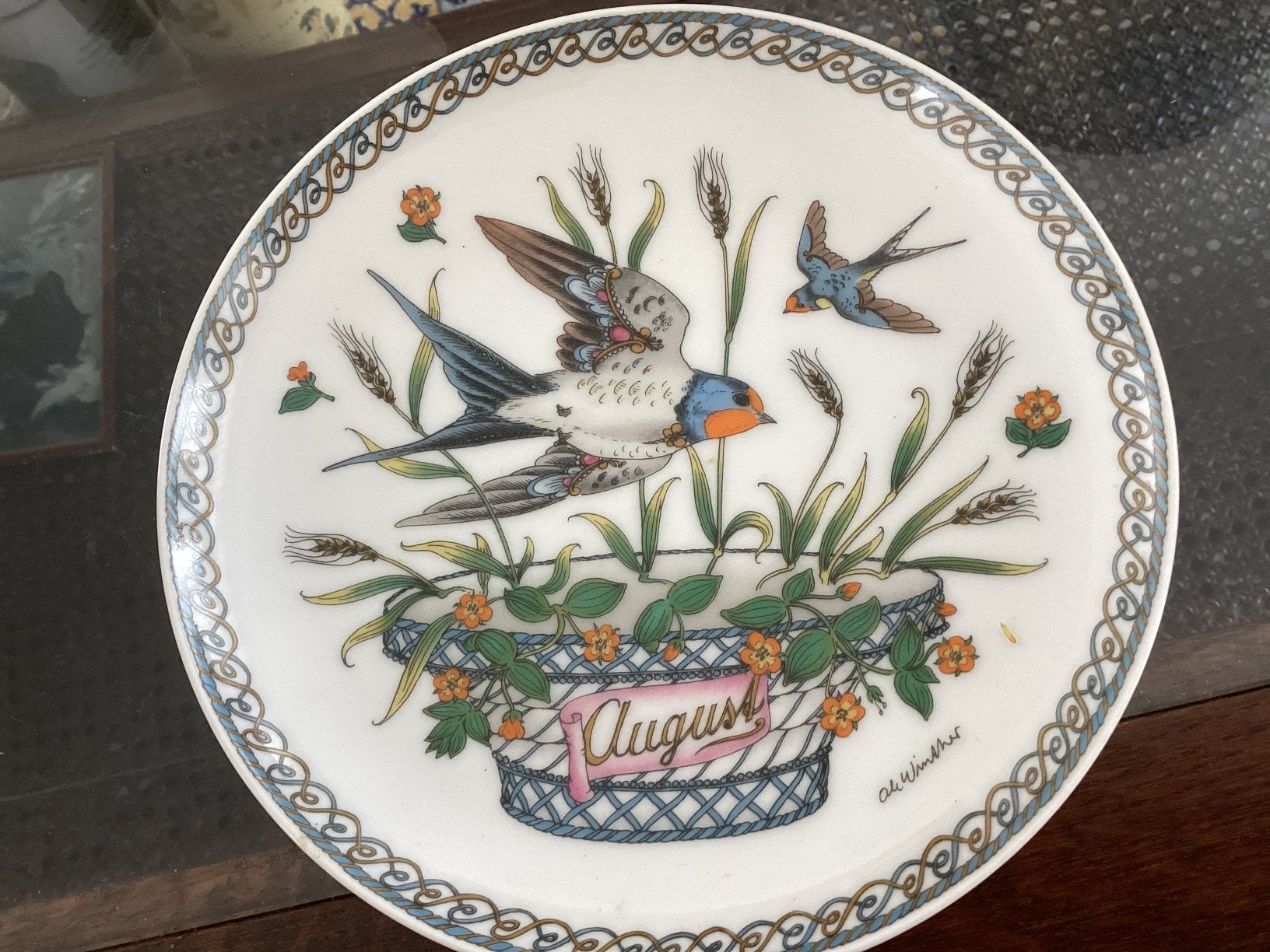 Zwaluw Augustus / wandbord diam.  16 cm, Ophalen of Verzenden