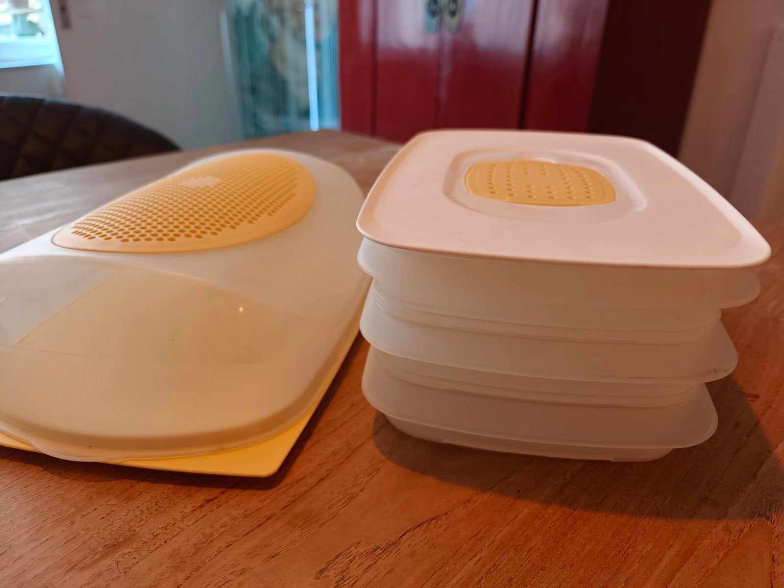 Tupperware bewaardozen met ventilatie, Ophalen of Verzenden, Geel