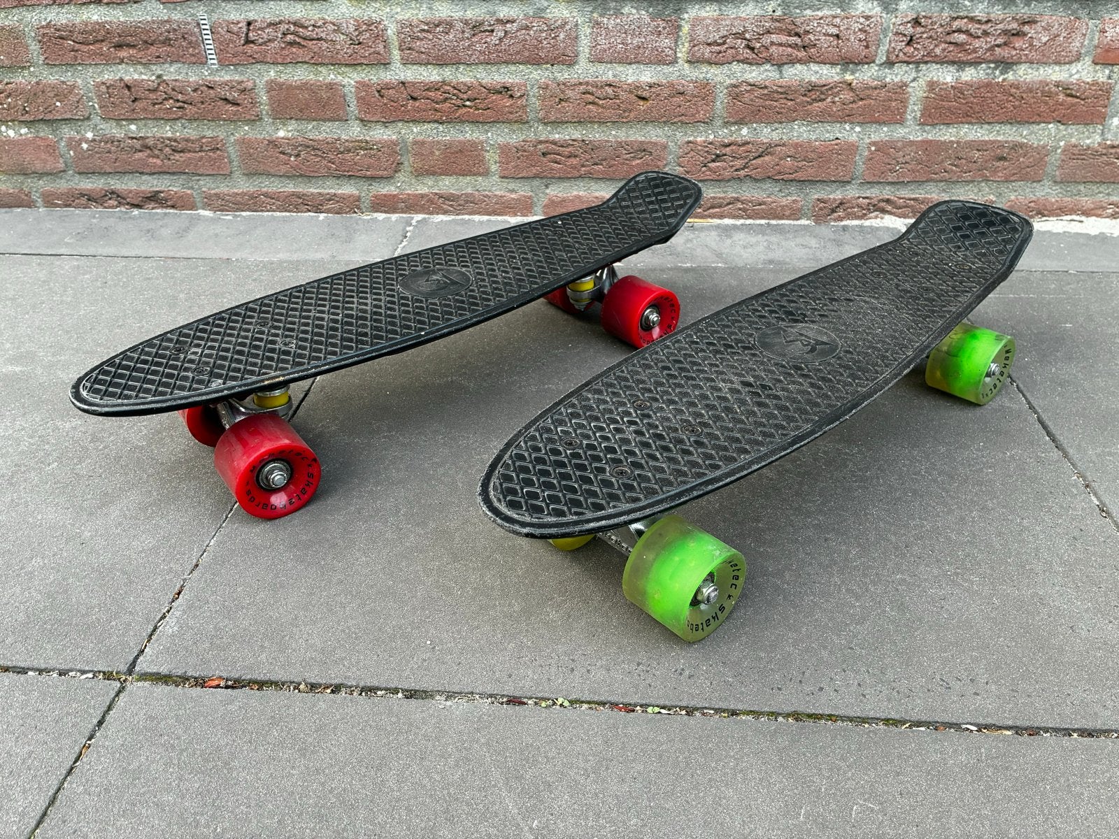 2 Penny Skateboards, Sport en Fitness, Skateboarden, Ophalen of Verzenden, Gebruikt, Skateboard