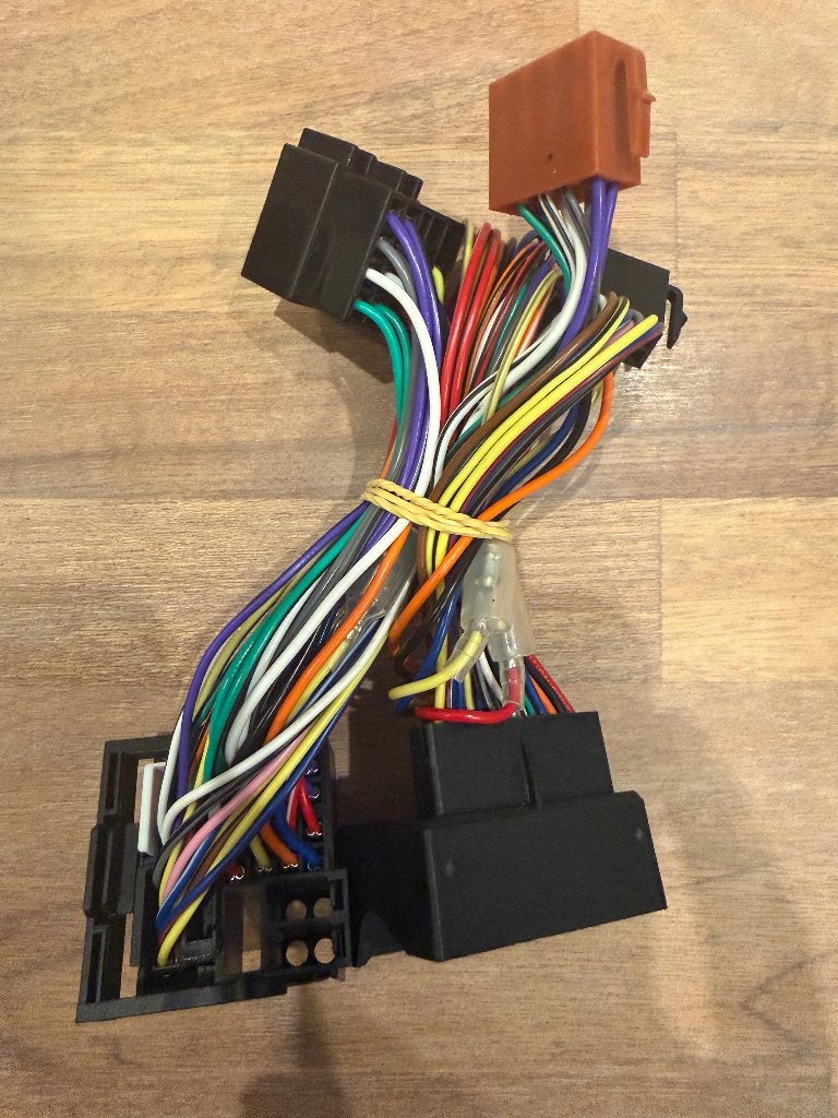 Audiotec Fischer MATCH PP-AC 13a T-adapter kabel, Auto diversen, Ophalen of Verzenden, Zo goed als nieuw