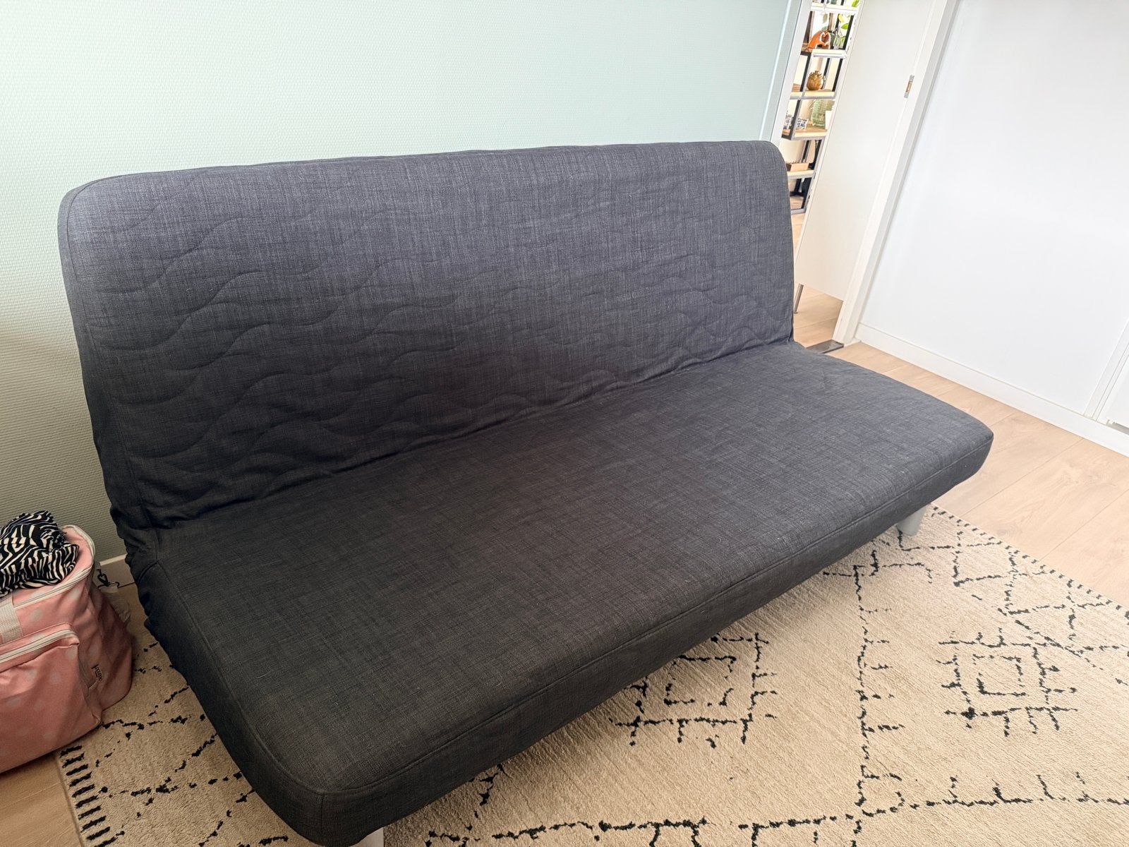 IKEA FRIHETEN slaapbank - Donkergrijs, Ophalen, Tweepersoons, 140 cm, Zo goed als nieuw