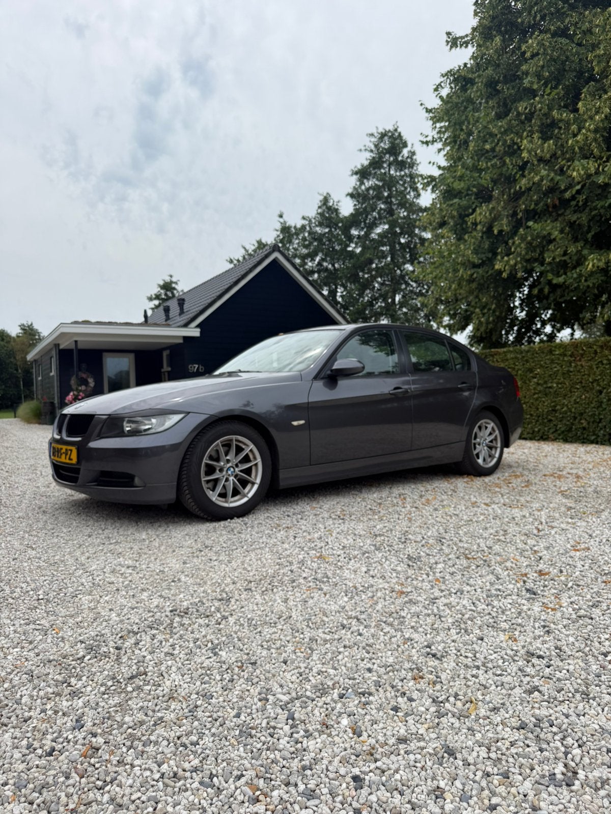 BMW 3-Serie 2.0 I 320 AUT 2005 Grijs, Auto's, BMW, 1995 cc, Zwart, 4 cilinders, Origineel Nederlands