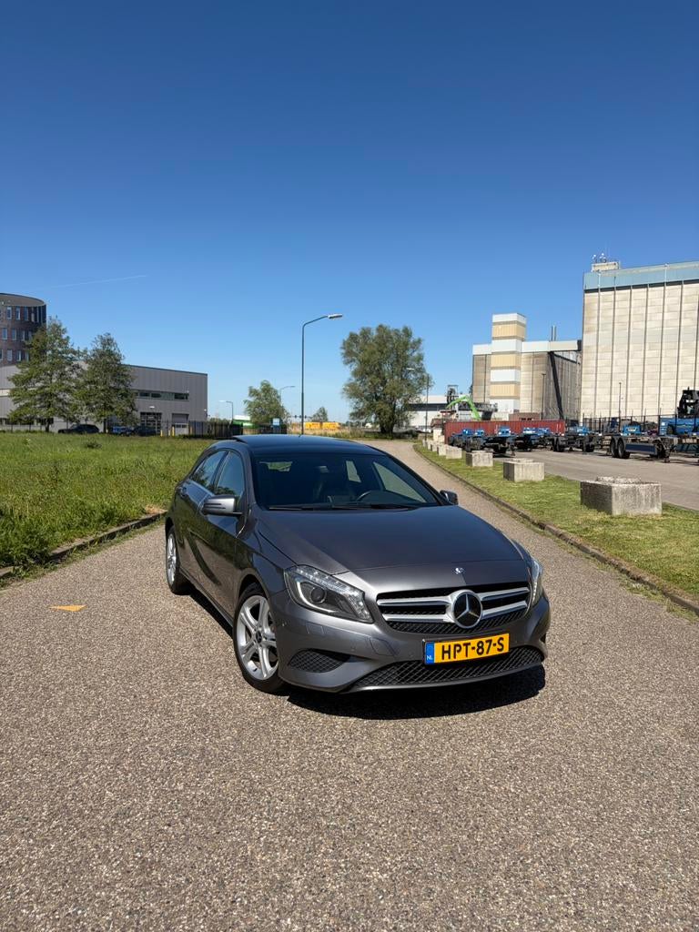 Mercedes-Benz A-Klasse A200, Auto's, Voorwielaandrijving, 1595 cc, Bedrijf, Handgeschakeld