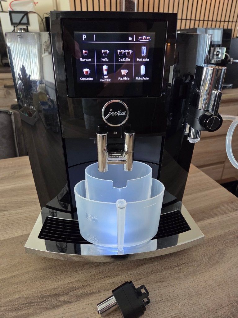 Jura S8 Piano Black izgst! | Bouwjaar 2021, Jura, 10 kopjes of meer, Koffiemachine, Ophalen of Verzenden