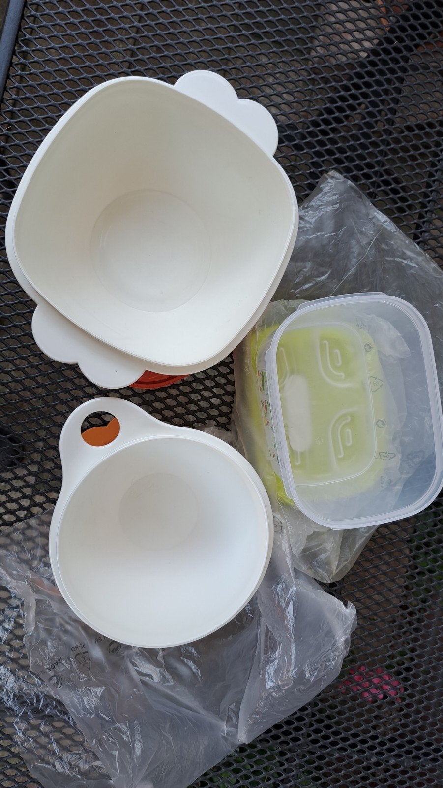 Foto 3 van nieuwe Tupperware vershoud bakken