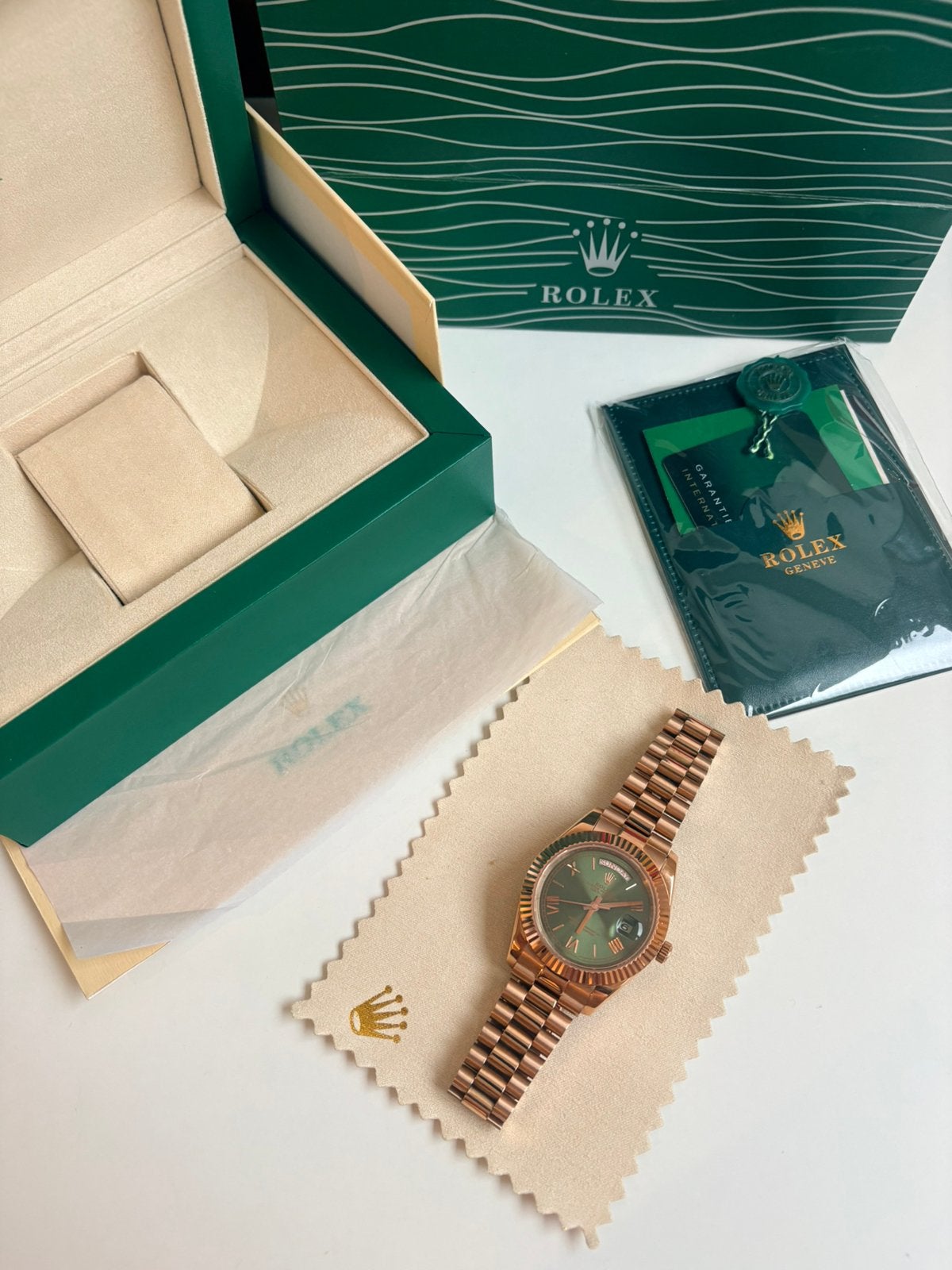 Rolex Daydate Rose Gold Dark Green Dial “Dubbel Link”, Sieraden, Tassen en Uiterlijk, Horloges | Heren, Rolex, Verzenden, Polshorloge