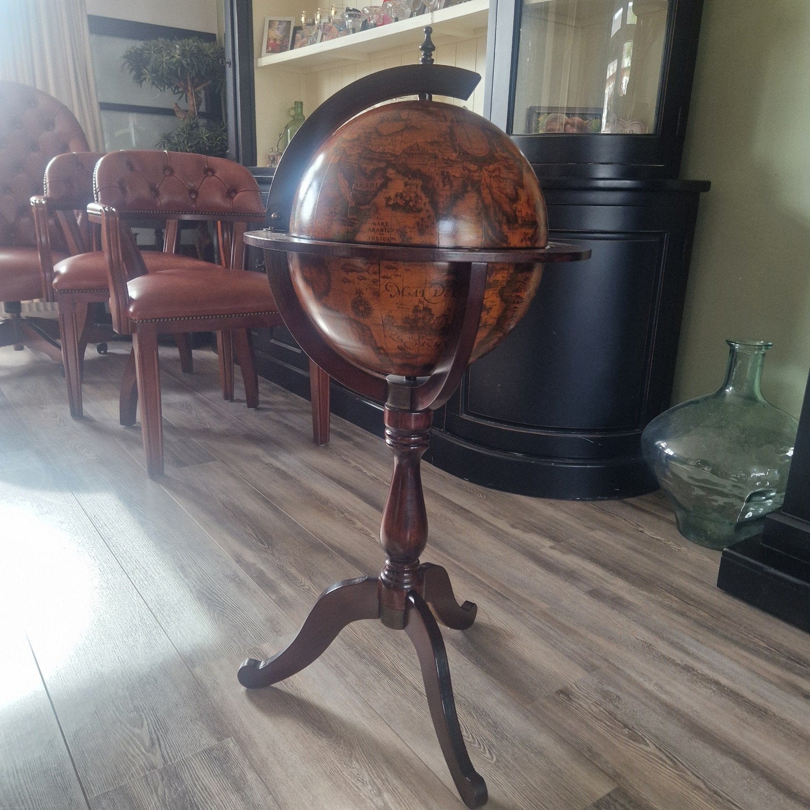 Klassieke Barglobe - Luxe Wereldbol met Opbergruimte, Ophalen, Zo goed als nieuw
