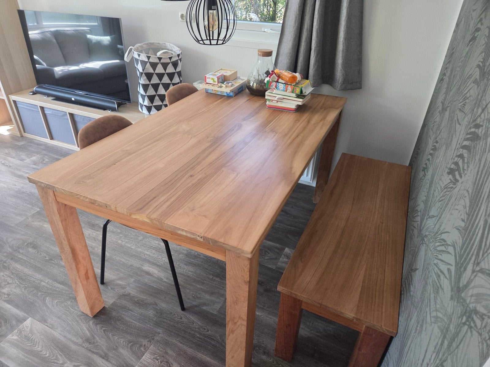 Houten eettafel met bank en stoelen, Huis en Inrichting, Gebruikt, 50 tot 100 cm, 150 tot 200 cm, Vier personen