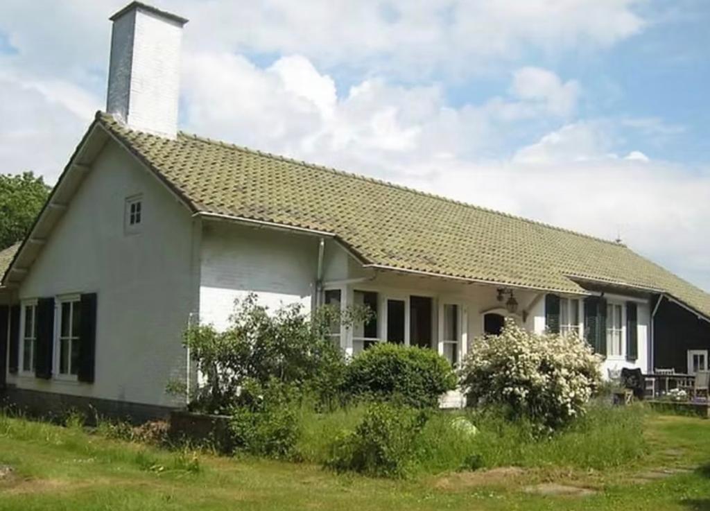 Last minute huur: 6/7 juni Vakantiehuis met tennisbaan, Vakantie, Groepsaccommodatie, 16 personen, Zeeland, Tuin