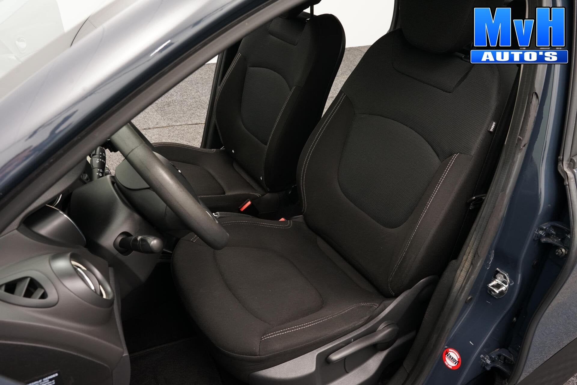 Renault Captur 0.9 TCe Life|AIRCO|LED|DAB|CRUISE|BLUETOOTH, Auto's, Voorwielaandrijving, 898 cc, Stof, Gebruikt