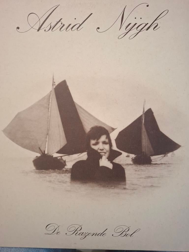 Astrid Nijgh de razende bol, Cd's en Dvd's, Vinyl | Nederlandstalig, Ophalen of Verzenden, Gebruikt, 12 inch, Levenslied of Smartlap